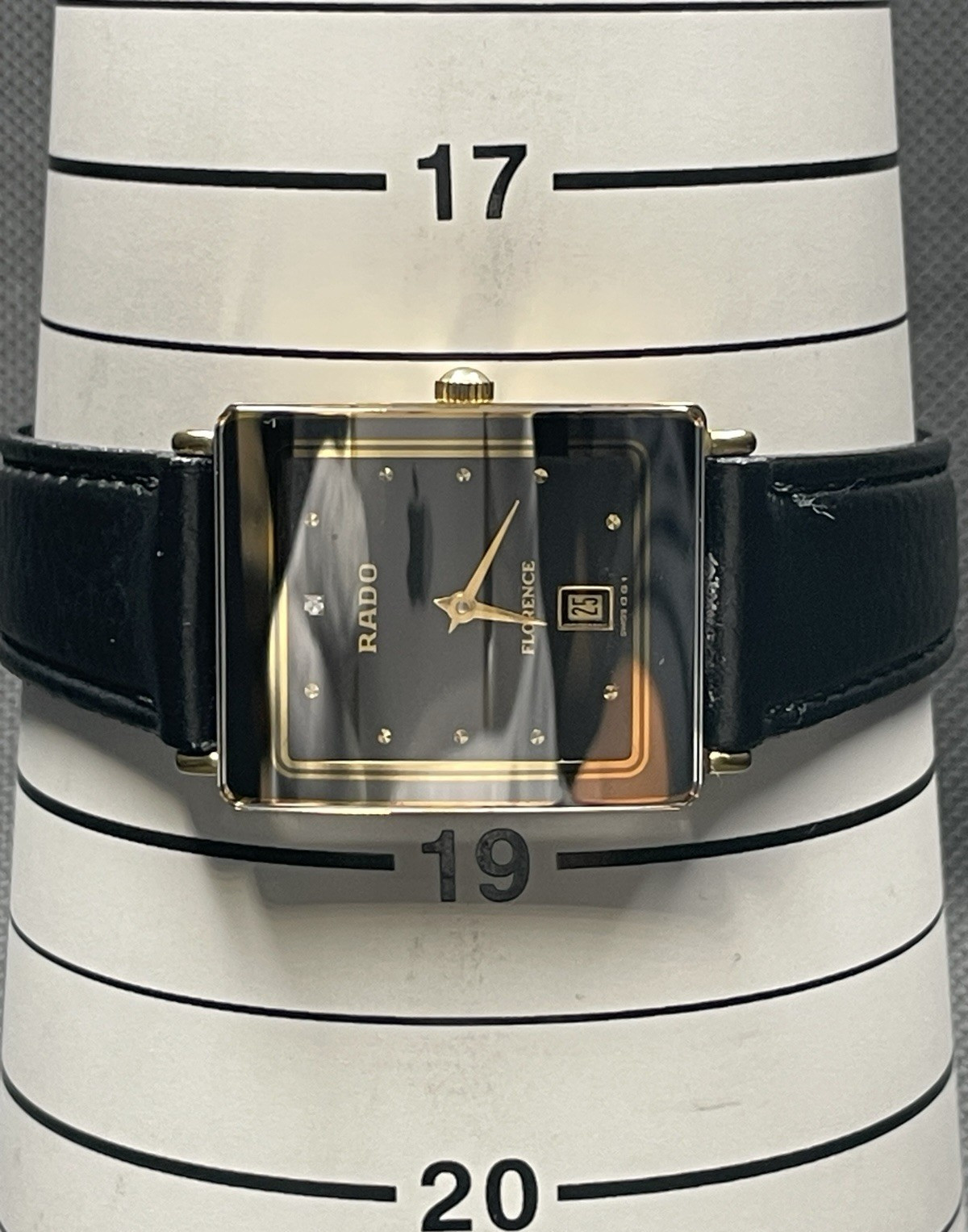 [Very good] Vintage Rado Florence 160.3605.2N Gold Black Men’s Quartz Watch