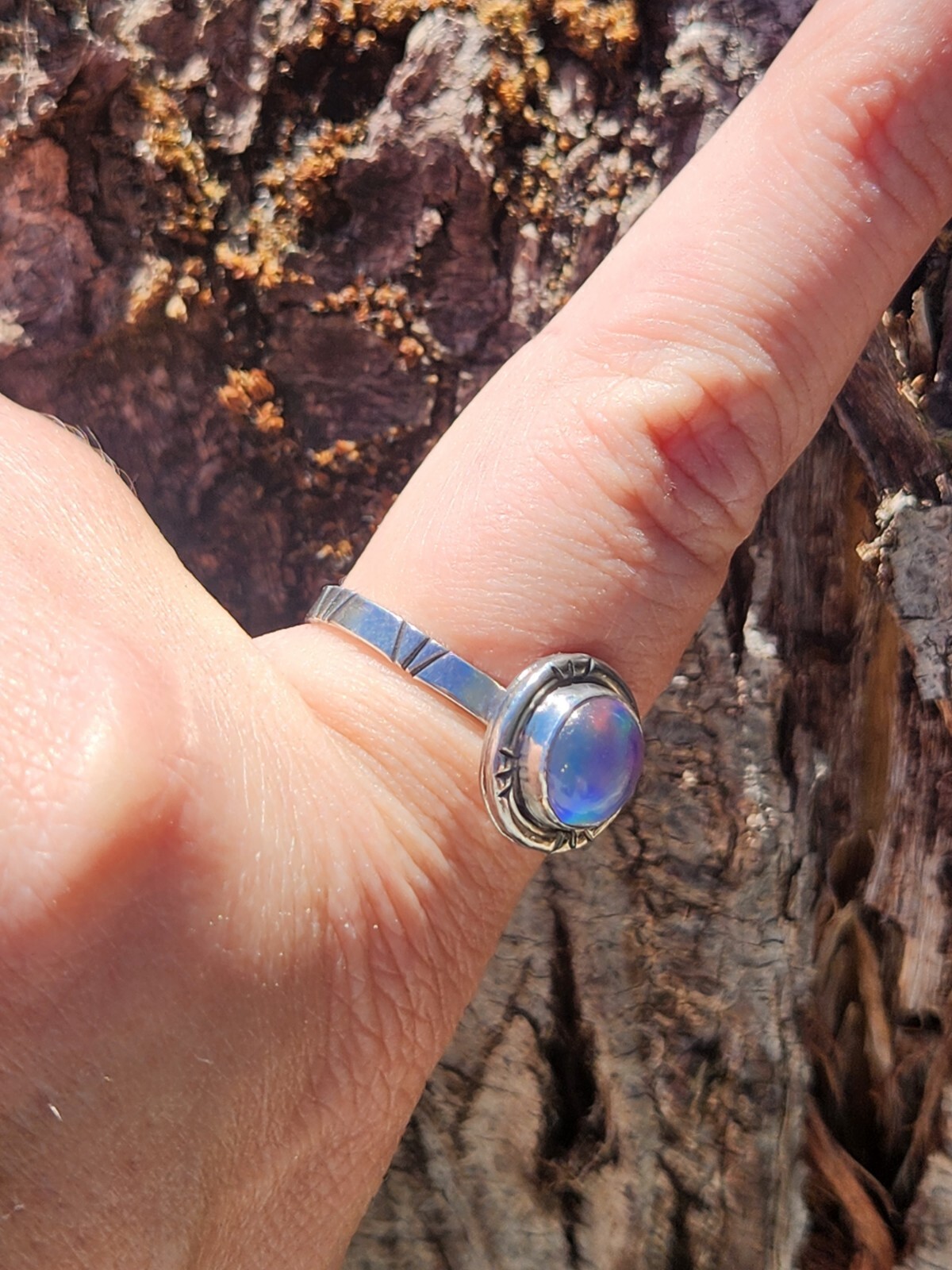 Aurora Opal Handmade Sterling Silver 925 Round Ring, Size 9 Pink Purple