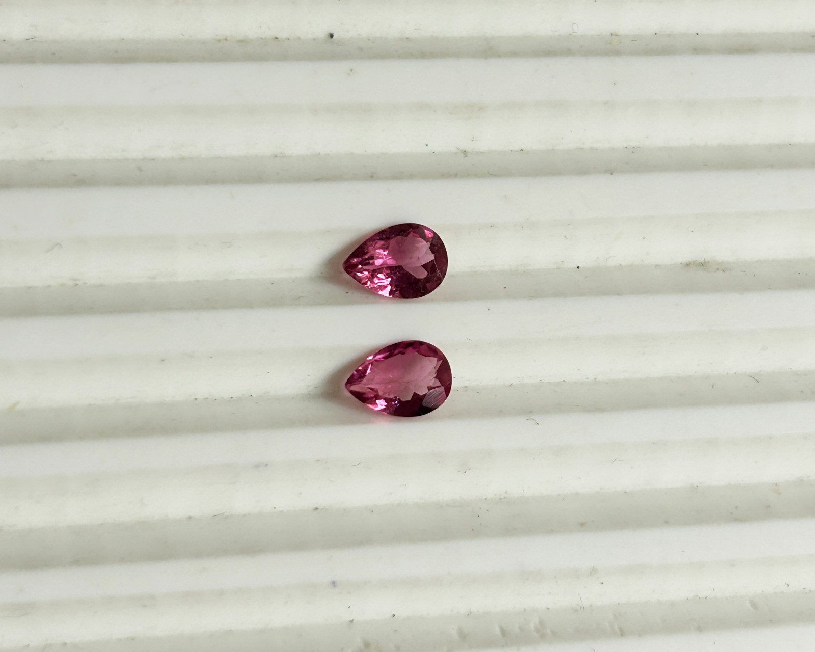 Natural Pink Tourmaline Pear shape Matching Pair 7×5 mm fine gemstones