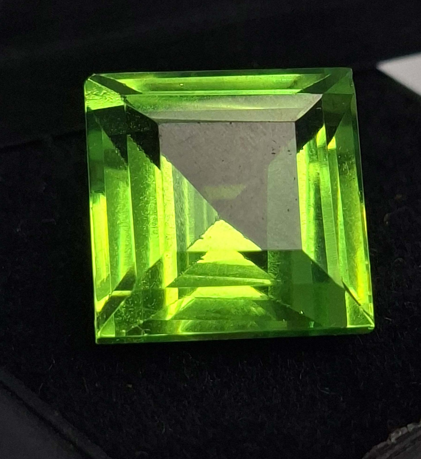 Green Peridot Natural Princess Cut 11-13 Ct Certified Loose Gemstone TQ2093