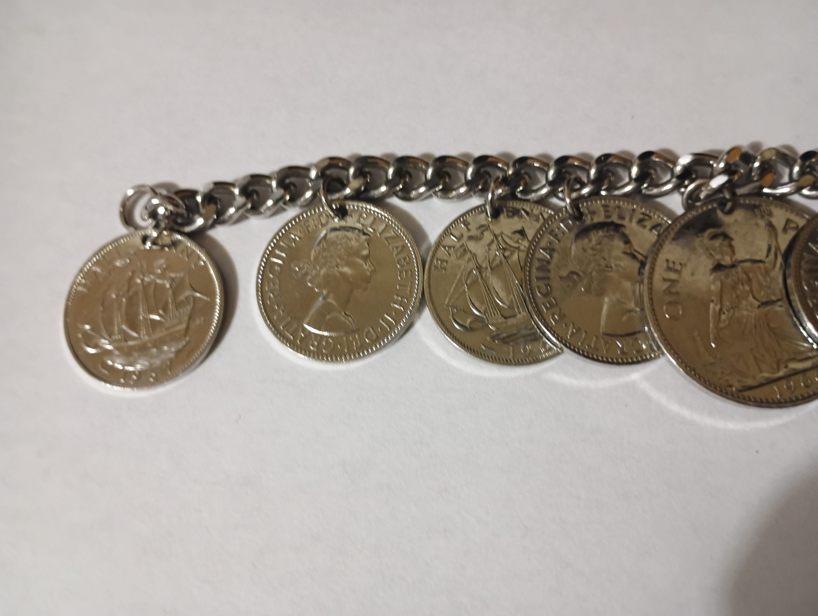 Vintage Great Britain Coin Charm Curb Link Bracelet 1966-67