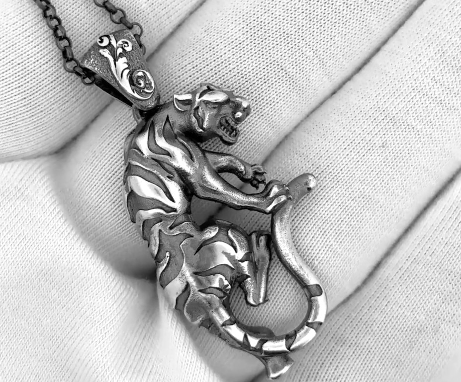 Solid 925Sterling Silver Black Climbing Panther Pendant For Unisex Tiger Pendant