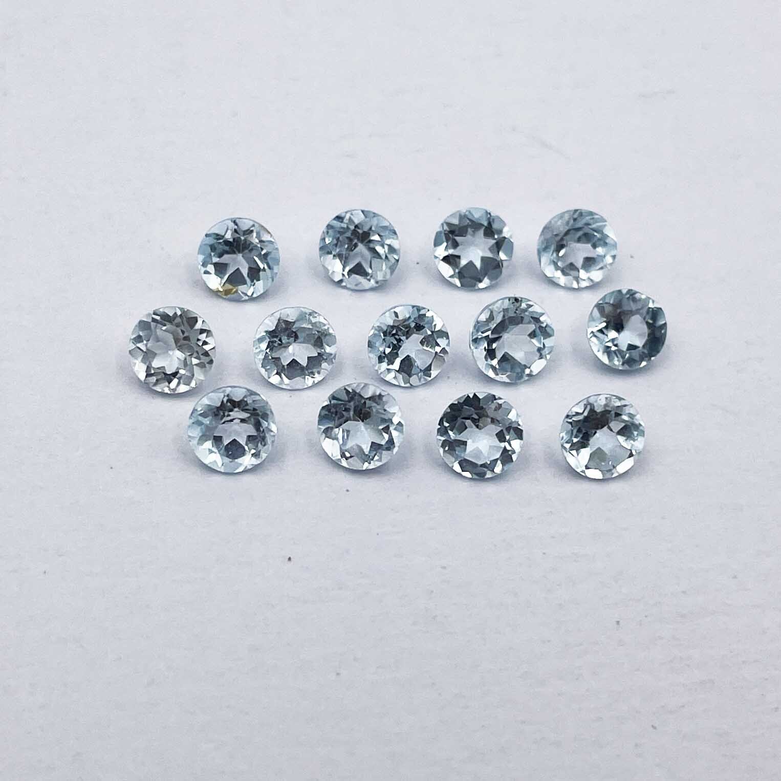 Natural Sky Blue Topaz Round Cut Loose Gemstone Lot 32 Pcs 4 MM 10 CT