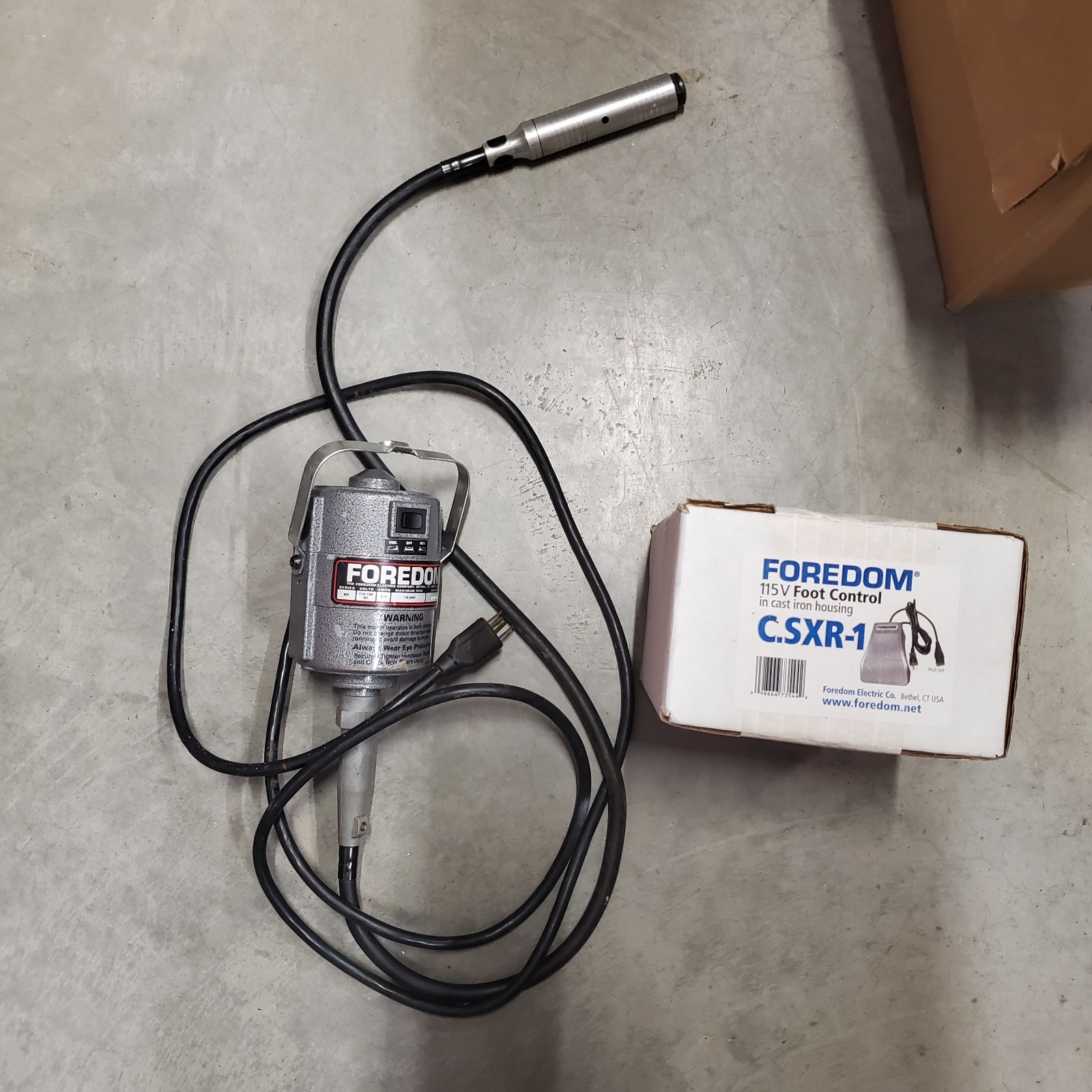 Foredom SR Flex Shaft Motor w/ Foot Pedal READ DESCRIPTION/SEE PICS