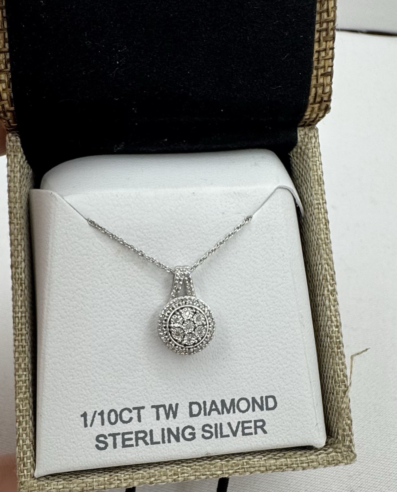 0.10 ctw Round Diamond Pendant Necklace, 925 Sterling Silver Cable Chain 18″