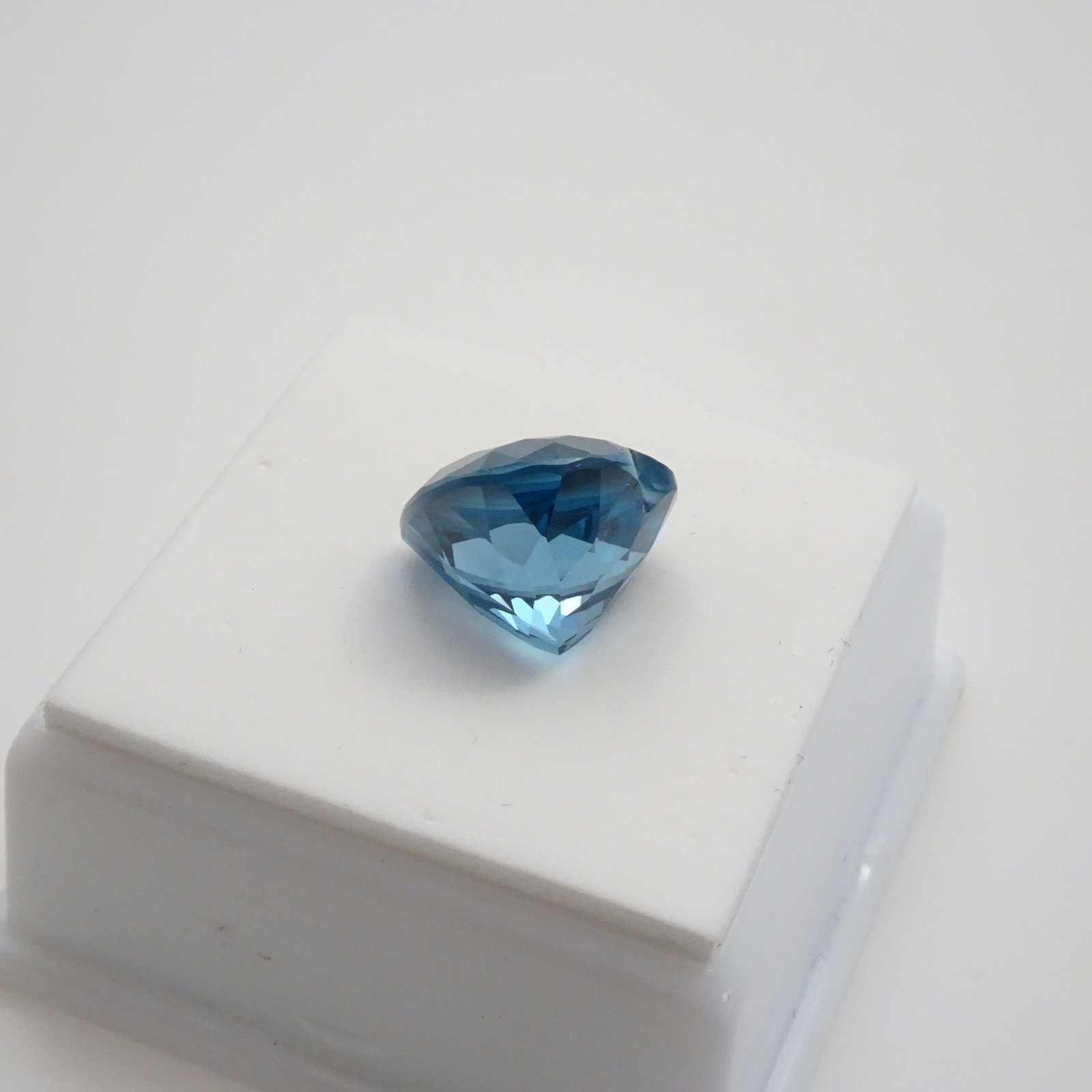 London Blue Topaz – Heart – 9.81ct -12.6×13.05mm – Topaz Loose Gemstone