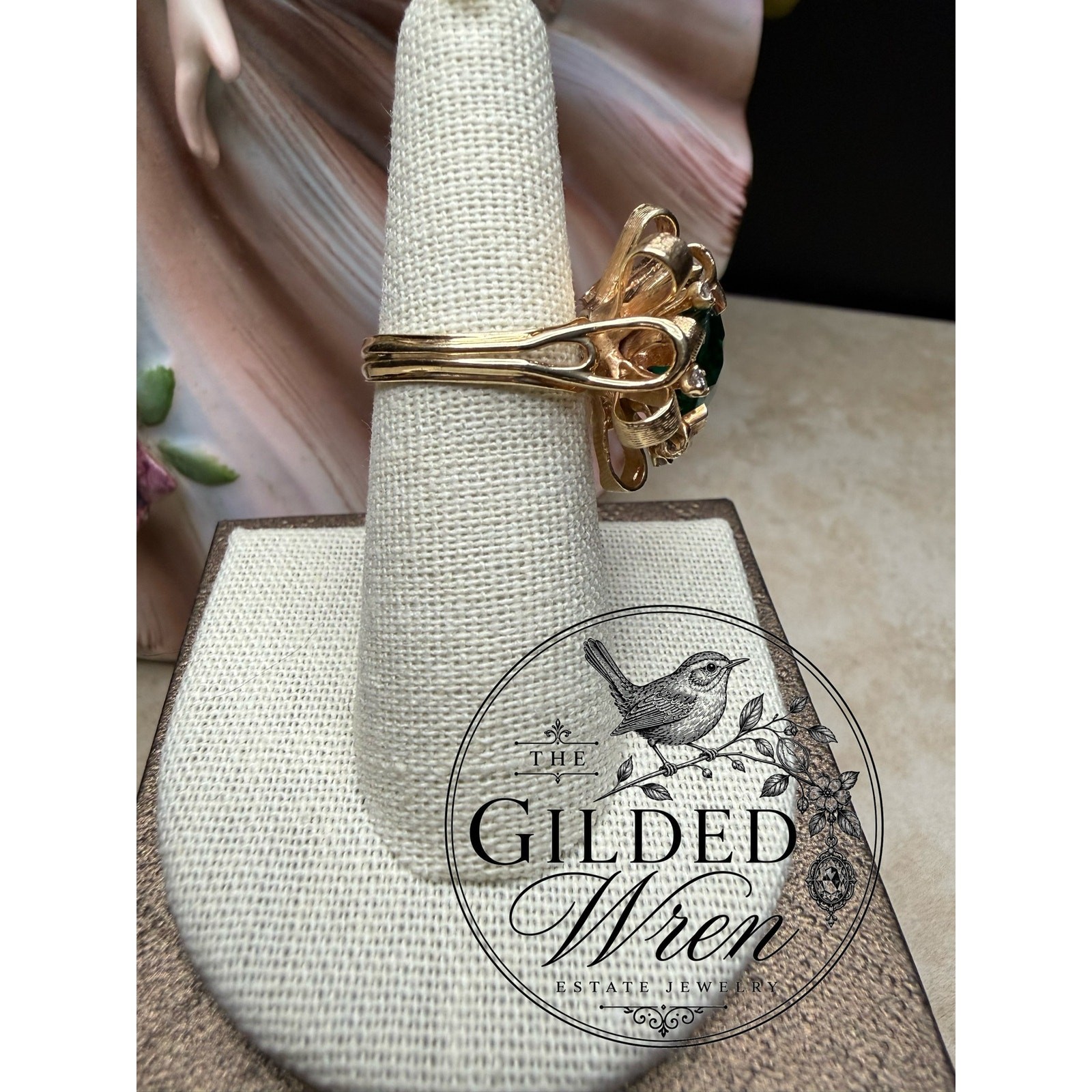 Vintage 14K Gold Hollywood Regency Ribbon Ring | Simulated Emerald 9.28g Sz 6.5