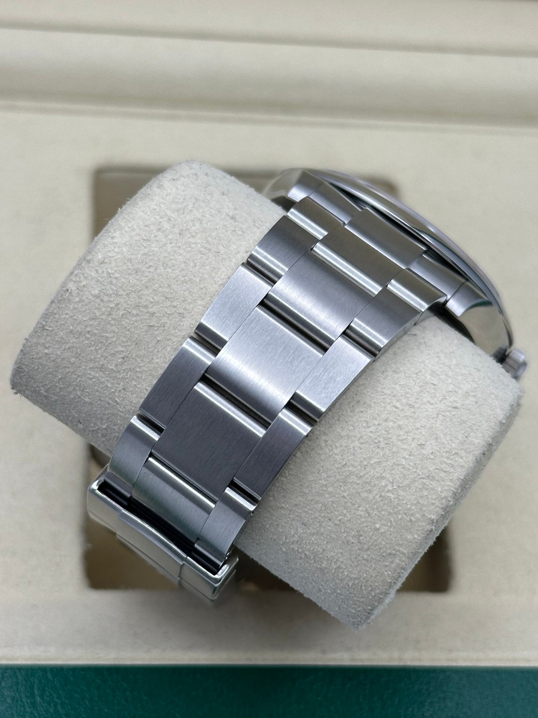 Rolex 134300 2025 Pistachio Dial Box & Papers