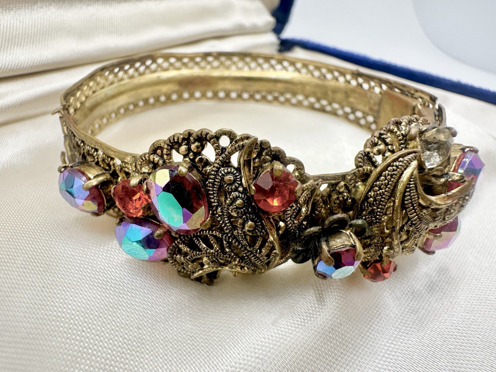 Antique Victorian AB Austria? Red Rhinestone Hinge Bracelet Vines Unsigned Read