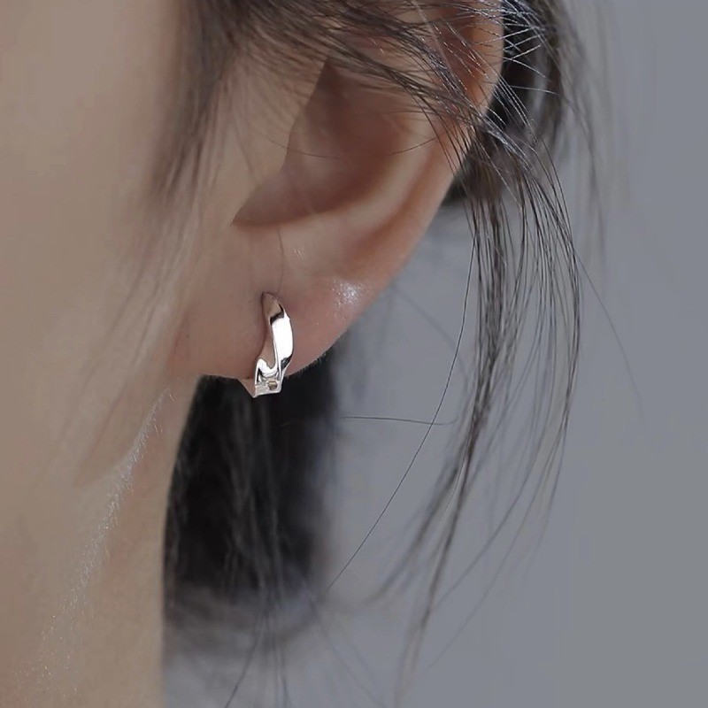Women’s Elegant Mobius Pendant Earring Fashion Twisted Circular Earrings Copper