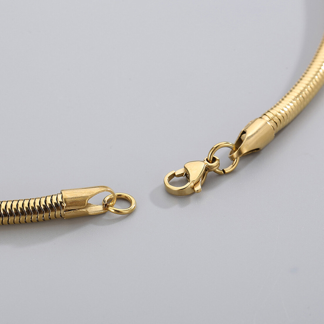 2.5/3/4/5/6mm 316L Stainless Steel Men Women Round Snake Chain Necklace20″22″24″