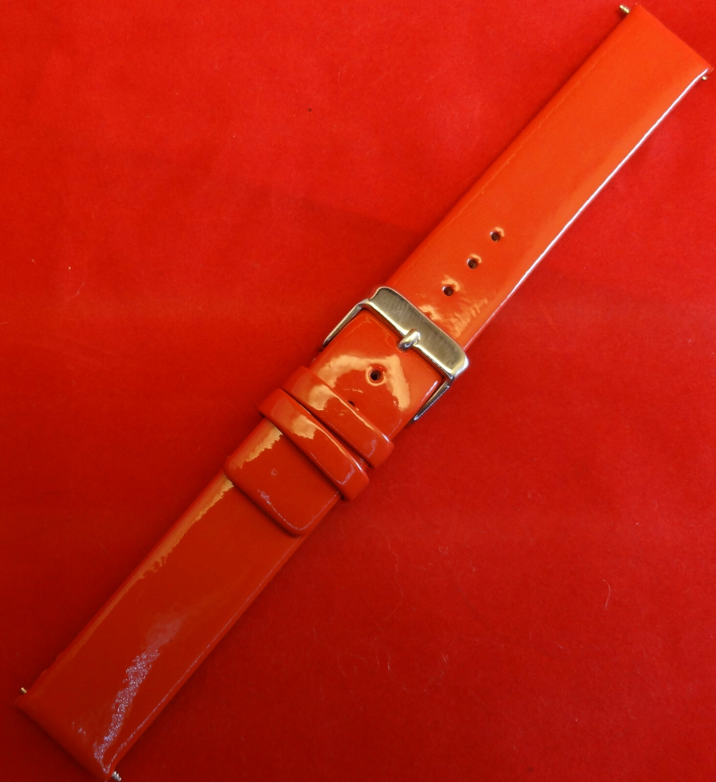New Glossy Red Genuine Patent Leather 18mm Regular Watch Band Silver Tone Buckle