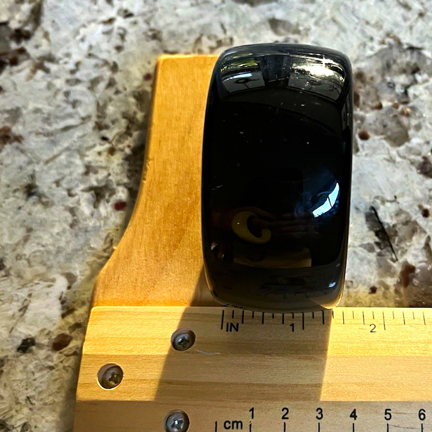 Vintage wide bangle. Black resin. Pre-Owned Condition-Good. Size S/M