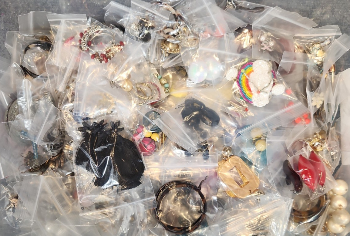 Jewelry Wearable Earring Collection 5 Lbs Matched Pairs Lot #687 See Description