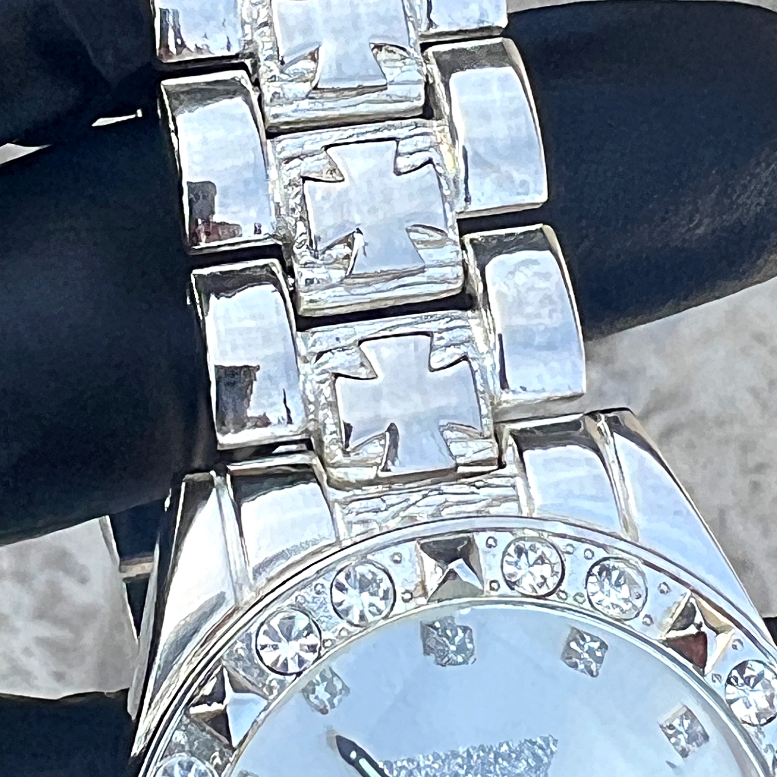 Mens Knights Templar Iron Celtic Maltese Cross Silver Dial Watch CZ Silver Tone