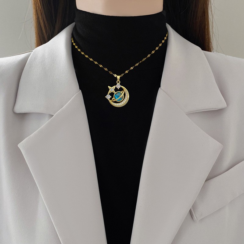 Women’s Fashion Starry Sky Necklace Rhinestone Pendant Clavicle Chain Zinc Alloy