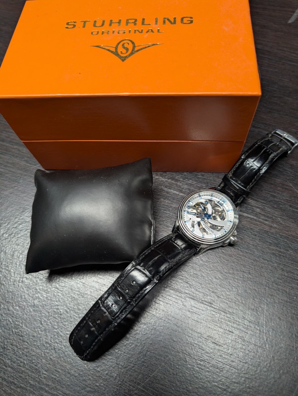 Stuhrling Original Men’s Automatic Skeleton Watch 20 Jewels CAL.ST-90050