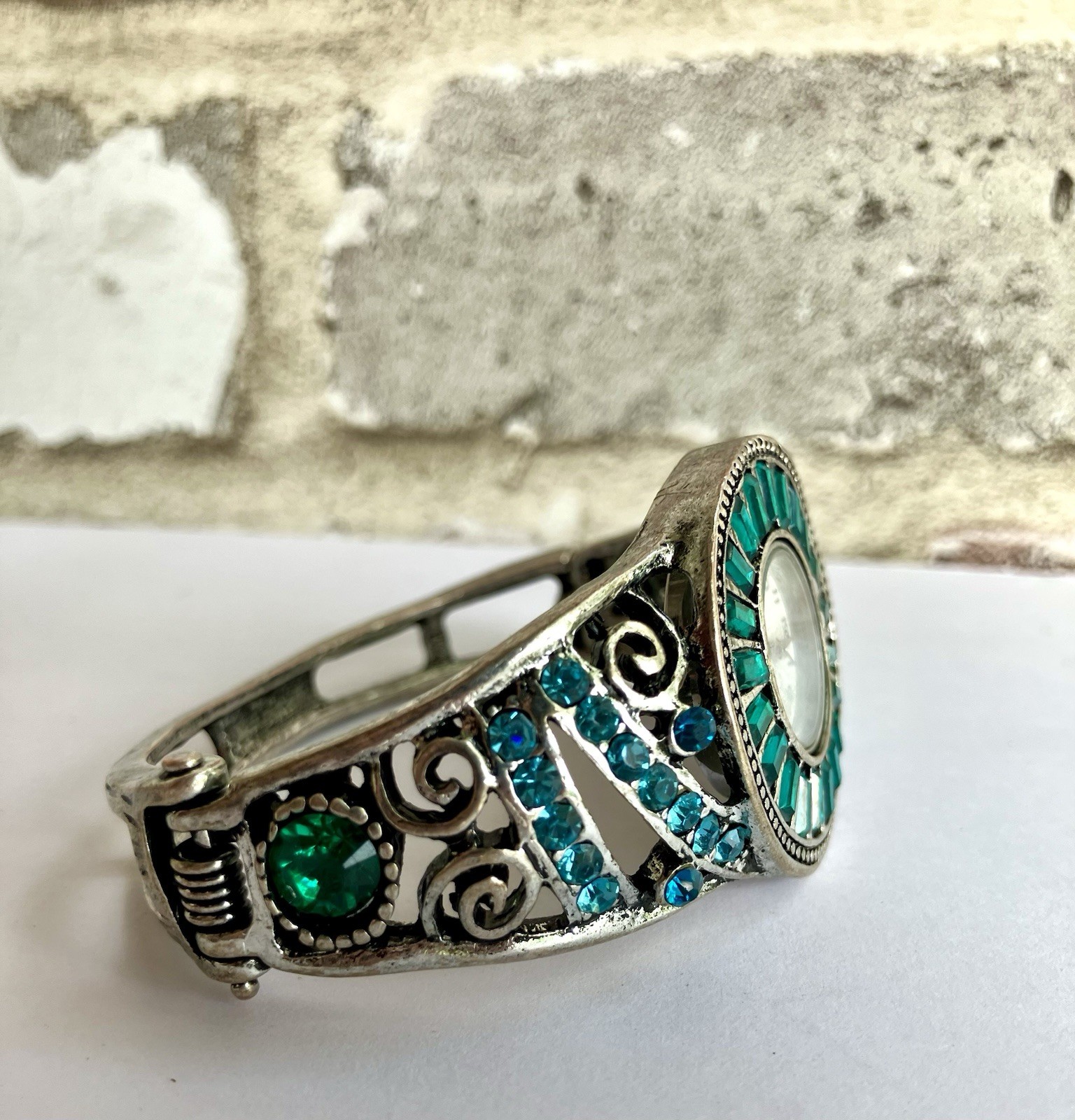 Teal Rhinestone Cuff Hinge Bracelet Quarts Watch Silver Tone Costume Jewelry