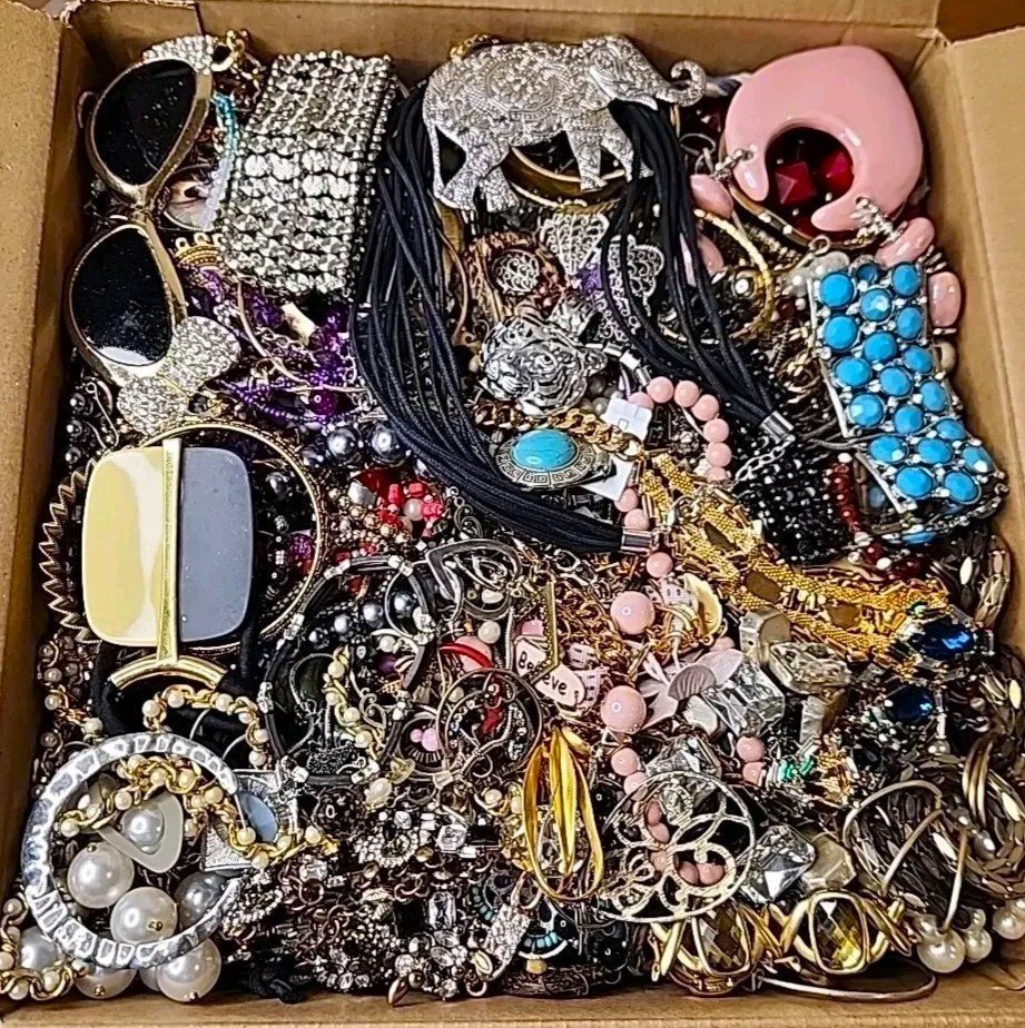 Tangled Unsearched Huge Jewelry Lot VTG Vintage & Mod Junk & Good Mix Resell Fun