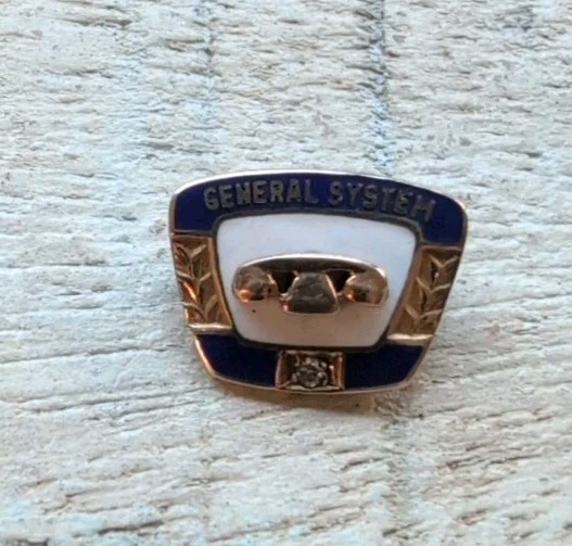GENERAL SYSTEM GTE TELEPHONE ENAMEL DIAMOND CHIP 10 K GOLD PIN 2 GRAMS