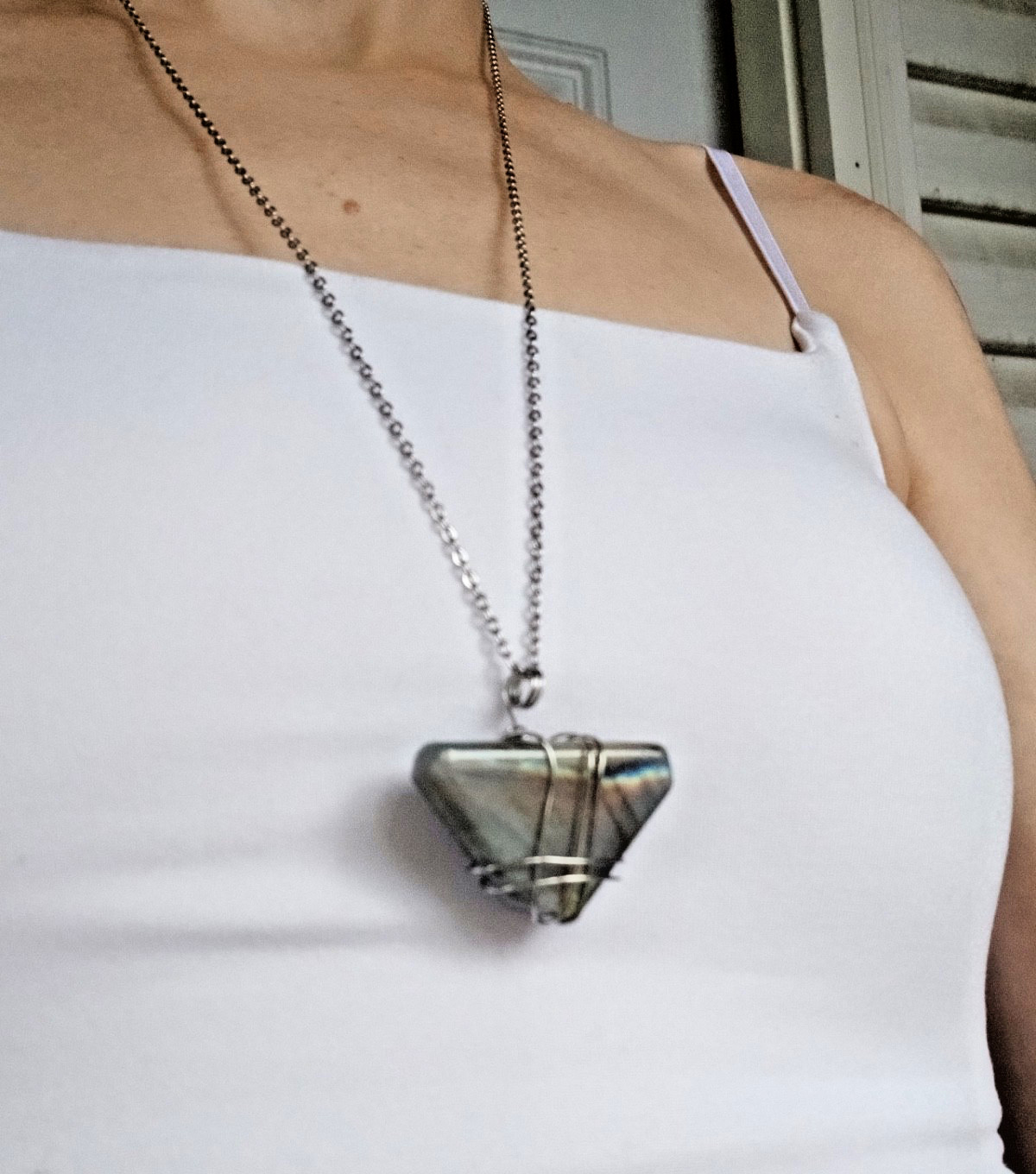 💎 Blue‑Purple Labradorite Wire‑Wrapped Necklace • Transformation • Intuition •