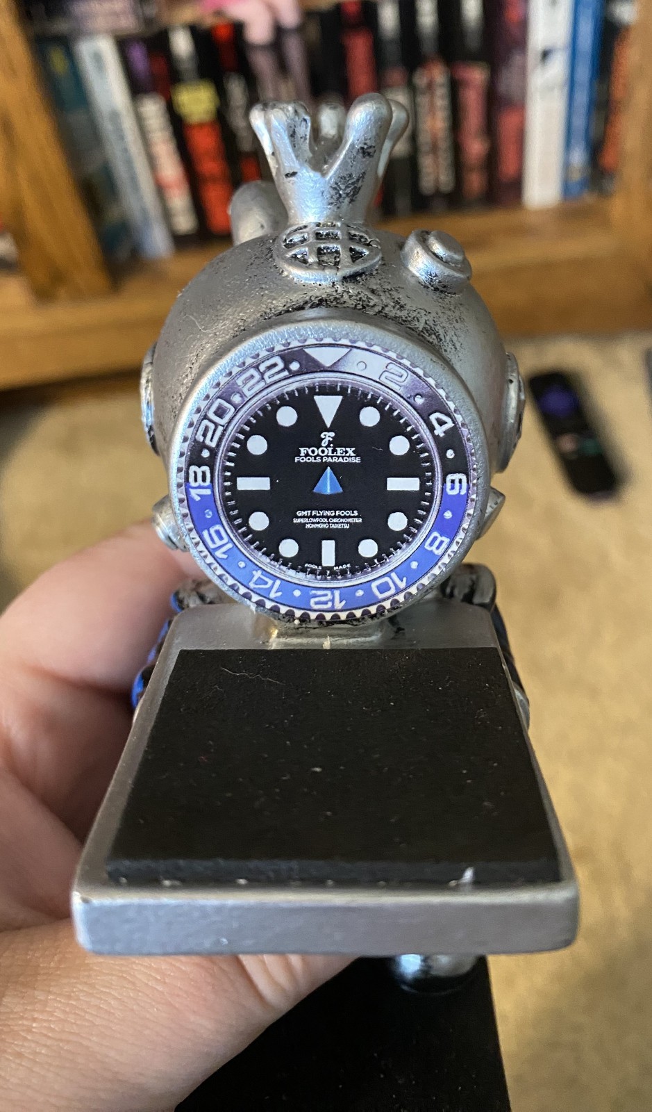 Scuba Diver Novelty Watch Stand Very Good Condition, No Box FREE SHIPPING