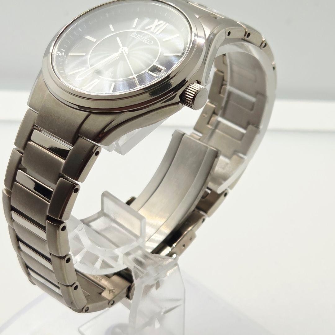 SEIKO V147-0AC0 Titanium Black Dial Date Working Condition