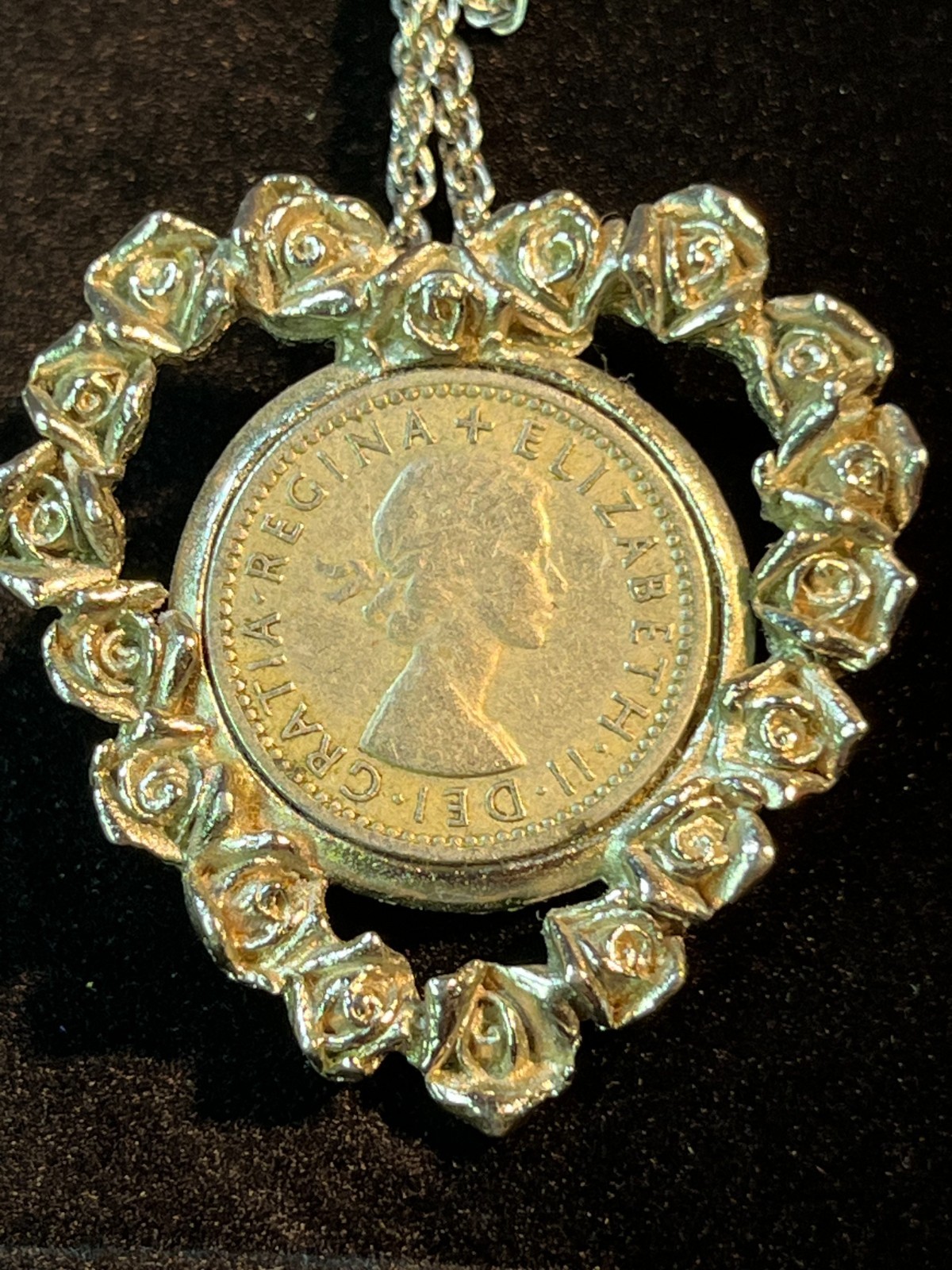 Vintage British Coin Pendant Necklace Queen Elizabeth II 18” 1967