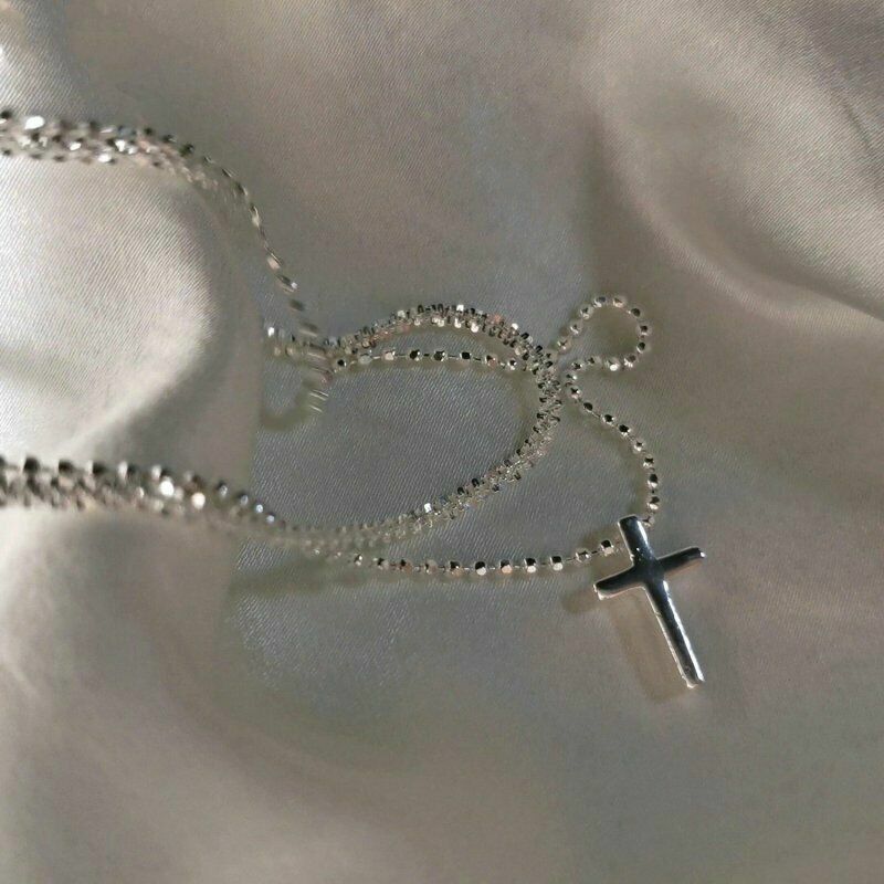 EPIC VAULT-Charm 925 Silver Corss Gypsophila Sparkling Necklace Clavicle