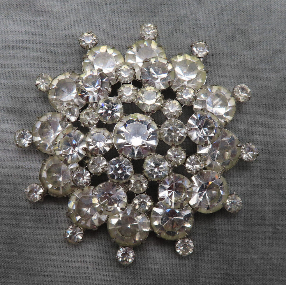 Juliana Rhinestone Vintage Brooch Pin Clear Faceted Crystal 2.5 inch Dome 147h