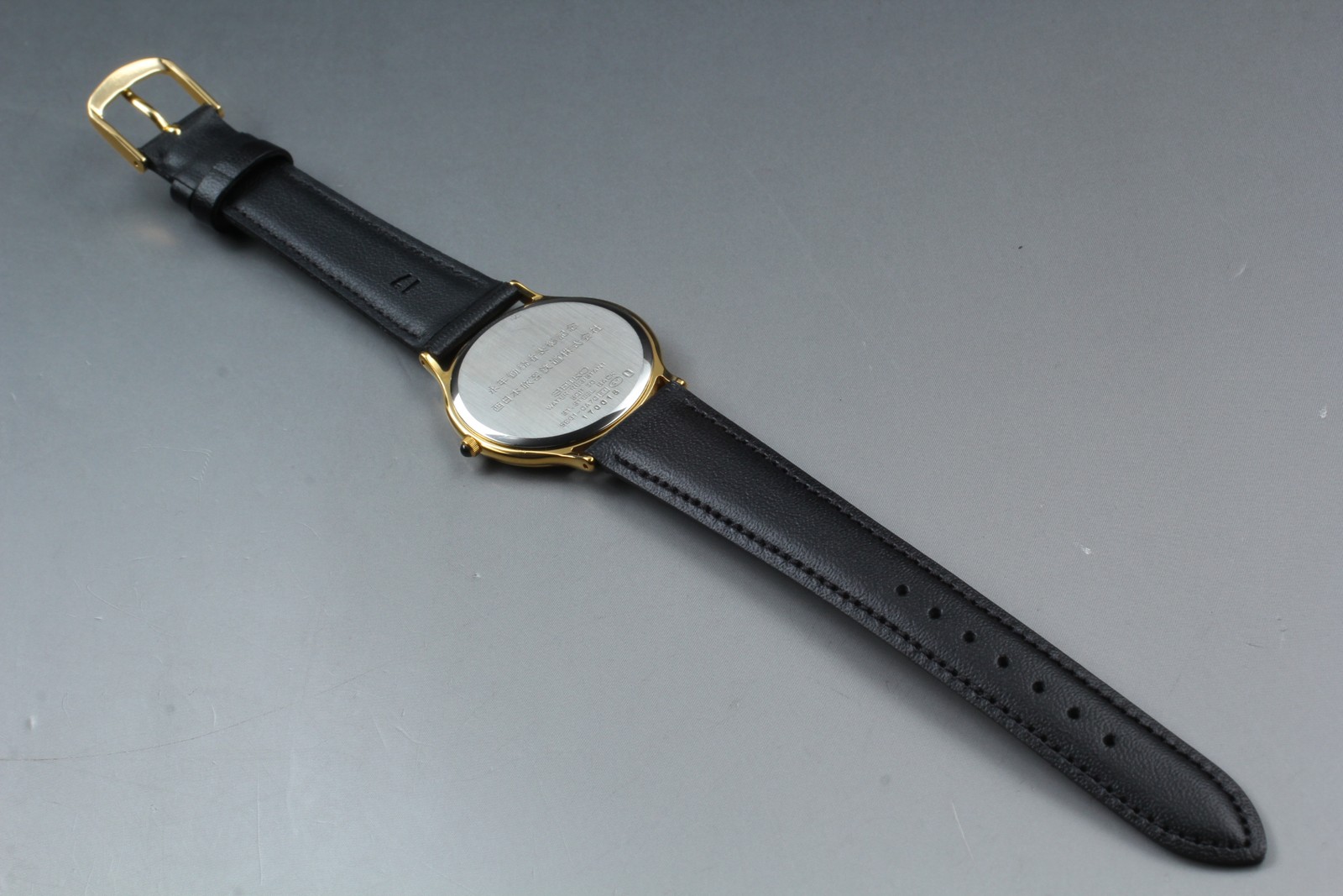 [Near MINT] Vintage Seiko Dolce 5E61-0A70 Gold Roman HAQ Quartz Mens Watch