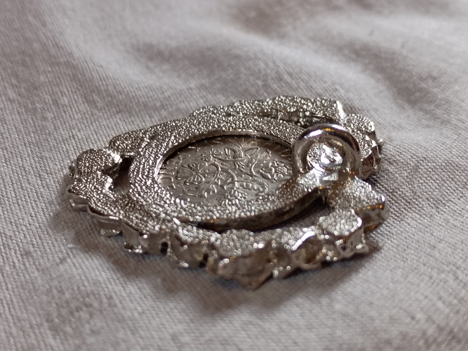 Vintage 1961 Great Britain Six Pence Coin Heart Pendant.