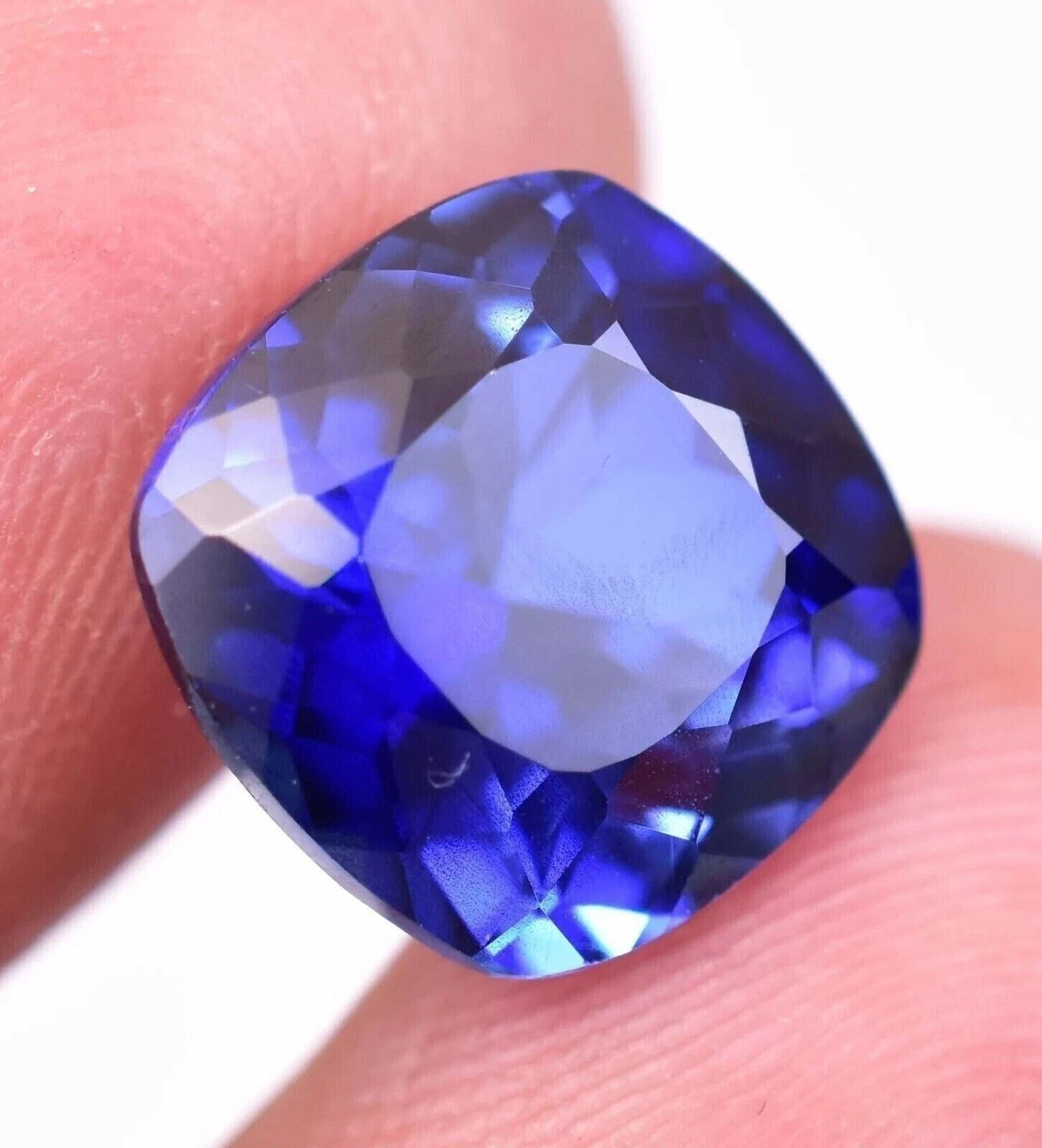 Natural Blue Sapphire – 25 Ct Cushion Cut AGL Certified Flawless Loose Gemstone