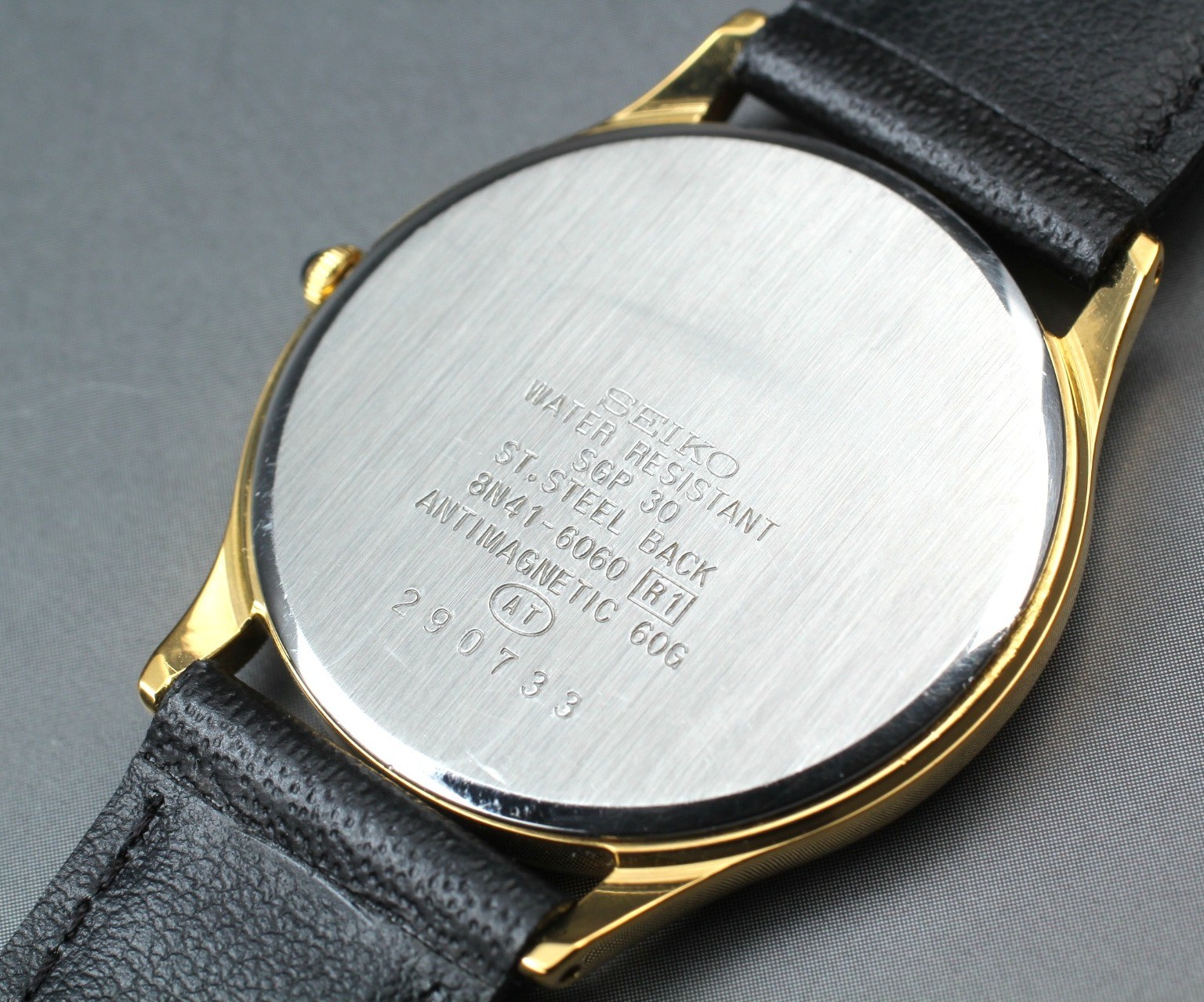 1992 [Near MINT] Seiko Dolce 8N41-6060 31mm Gold White Dial Quartz Mens Watch
