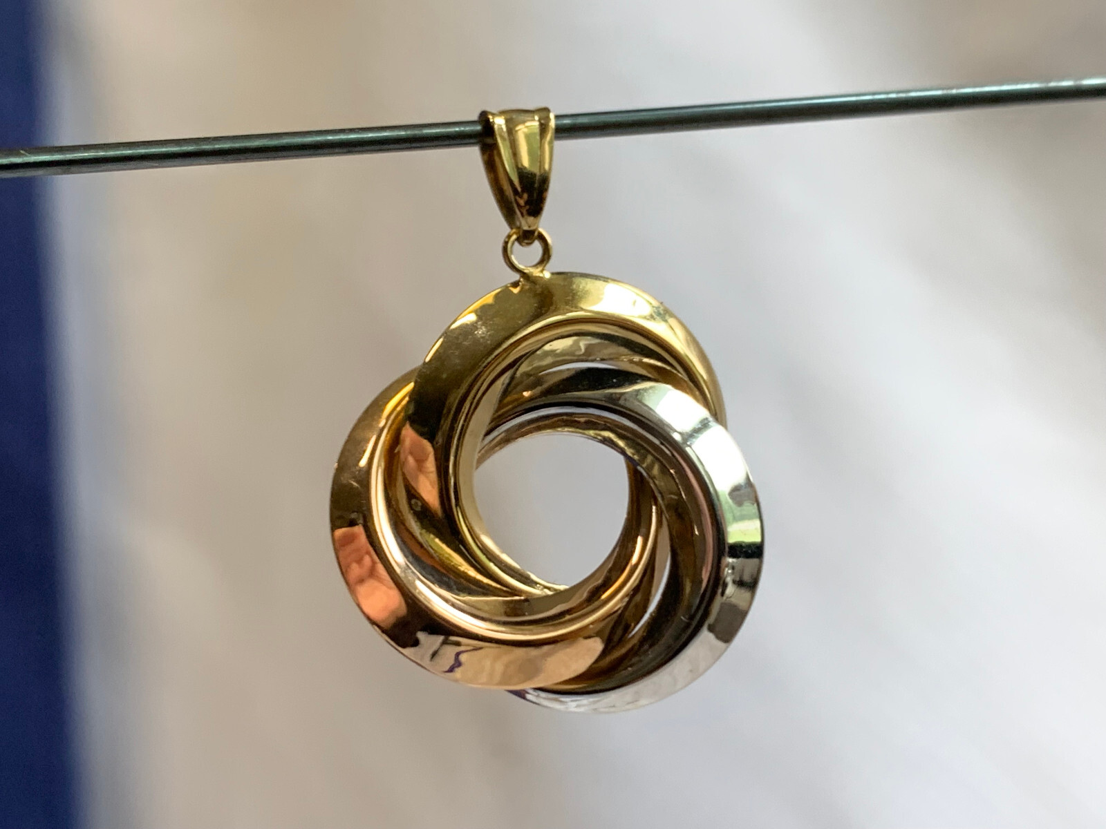 14K Tri-Color Gold Swirl Pendant 2.34g Fine Jewelry Yellow Rose & White Gold