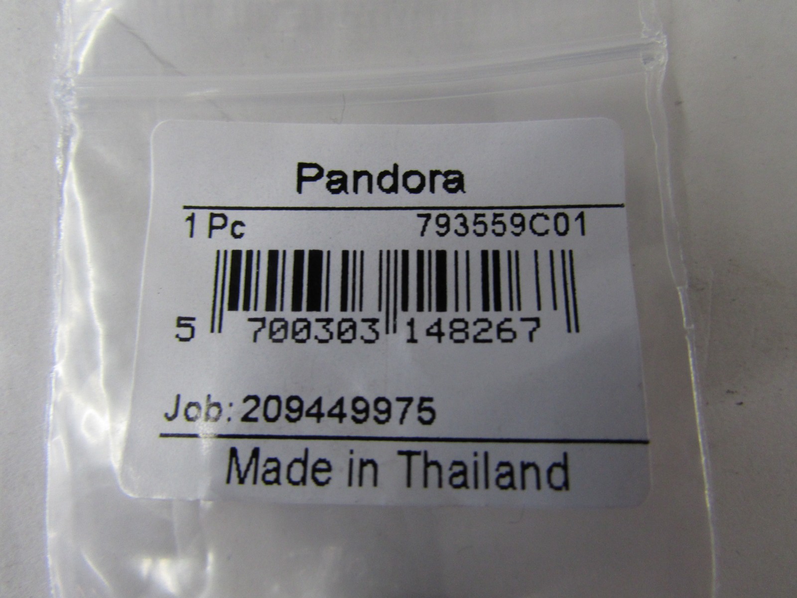 GROOTMarvelpandora charm groot only *new*