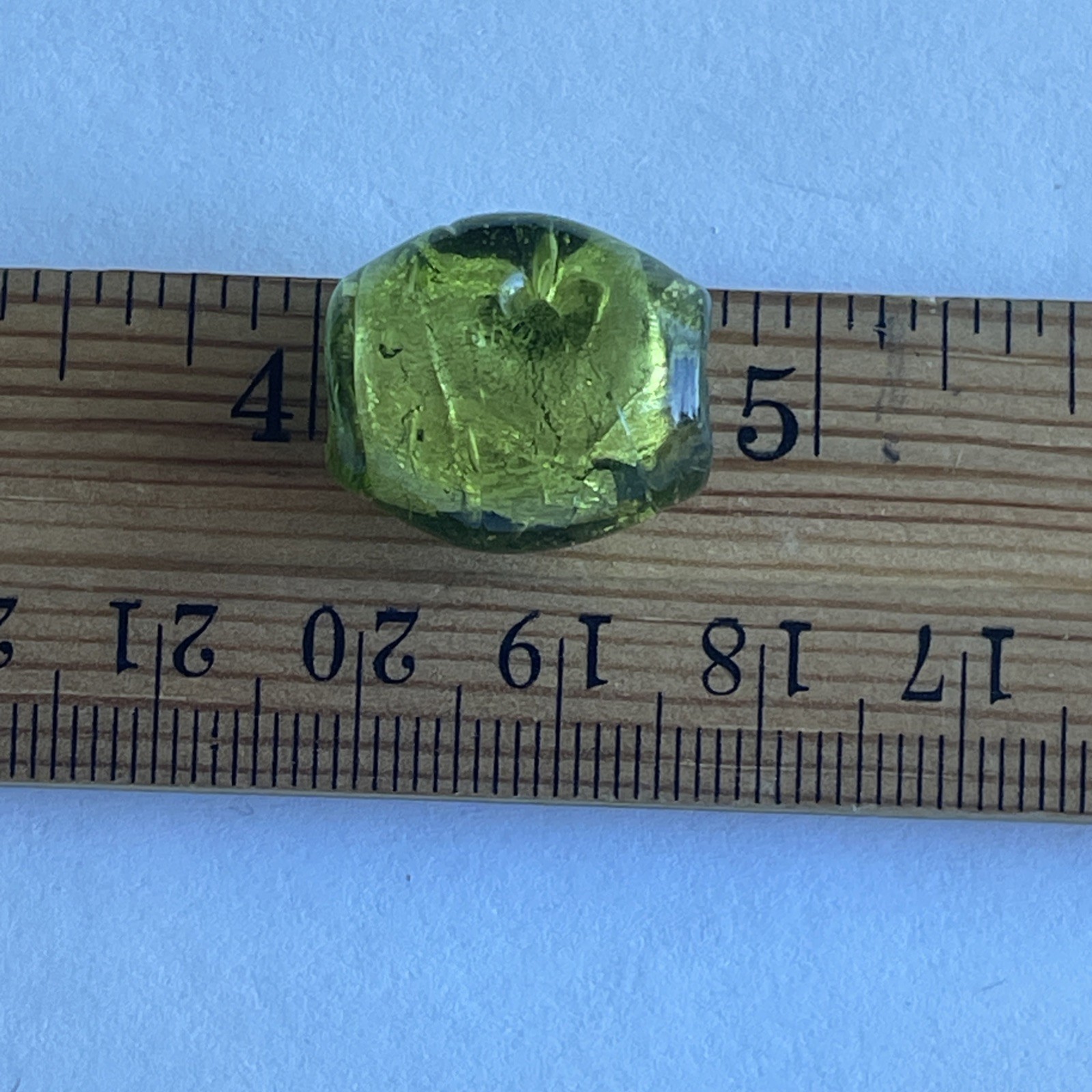 Vintage 18.0mm Foil Backed Green Glass Bead