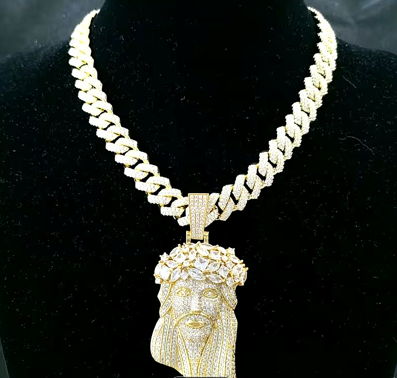 Men’s Fashion Trend Anti-Allergy Plated Pendant Cuban Link Necklace – Hip-Hop