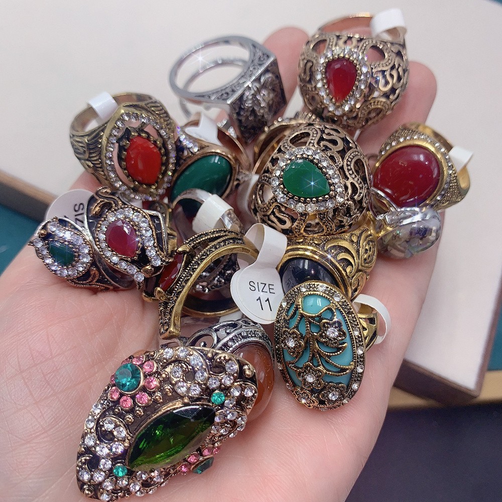 Vintage Elegant Ring For Women Men, 10pc Random Rings Inlaid Synthetic Turquoise
