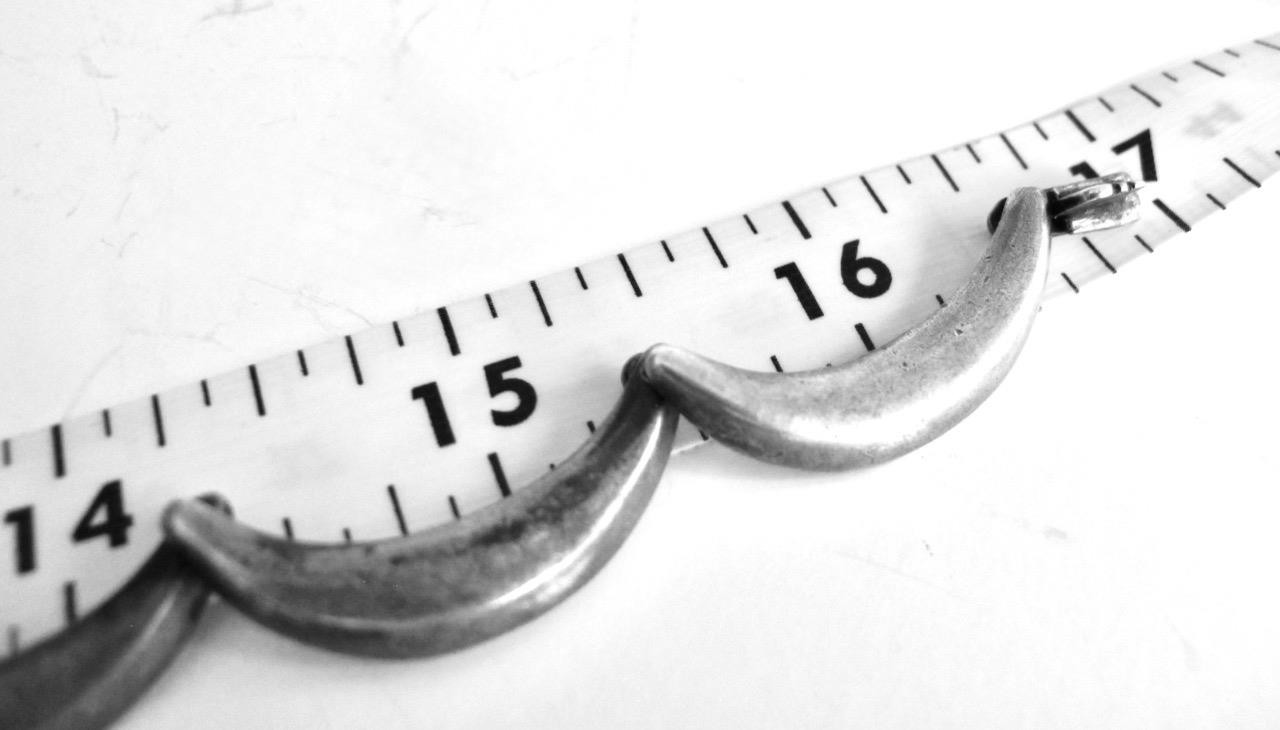 Vintage Sterling Silver Necklace Mexico 56.3 grams choker 17 inches long