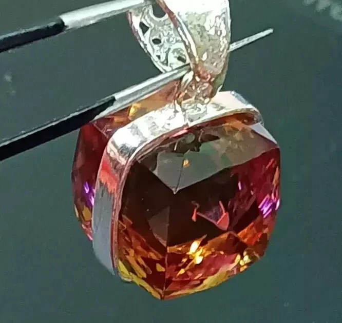 AAA Natural Alexandrite Color Change Gemstone 50.40 Ct+ 925 Solid Silver Pendant