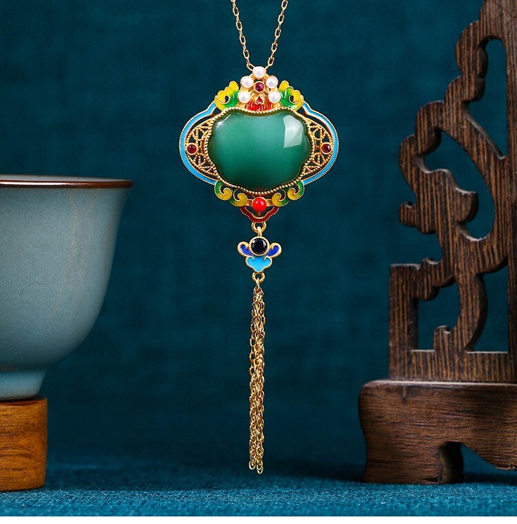 Jade Enamel Pendant Necklace Charm 18K Gold Plated Flower Retro Dainty Gemstone