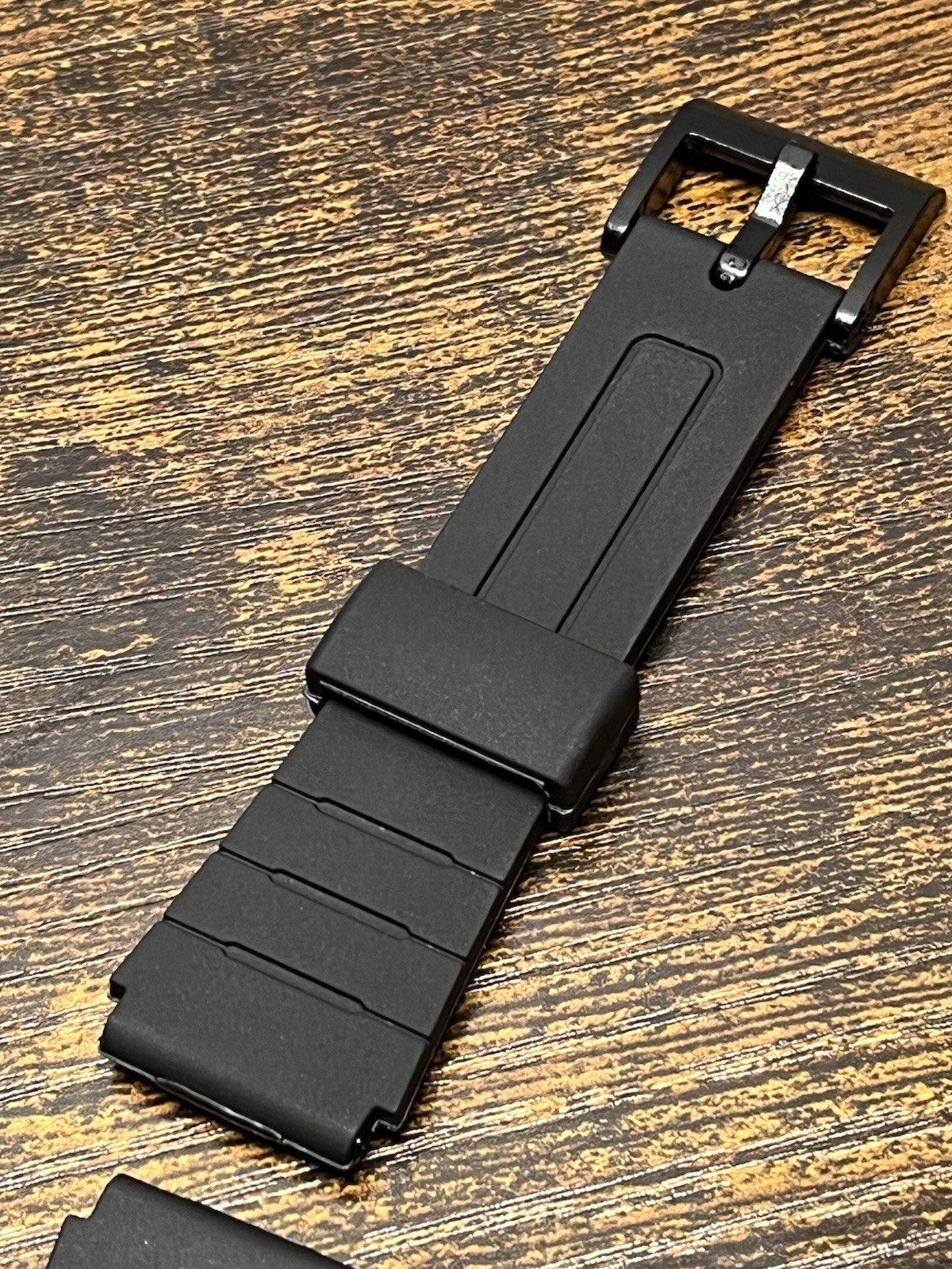 Fits Casio Watch Band 18mm F-108 F84 AE-1200 AE-1300 Black Buckle Rubber Strap