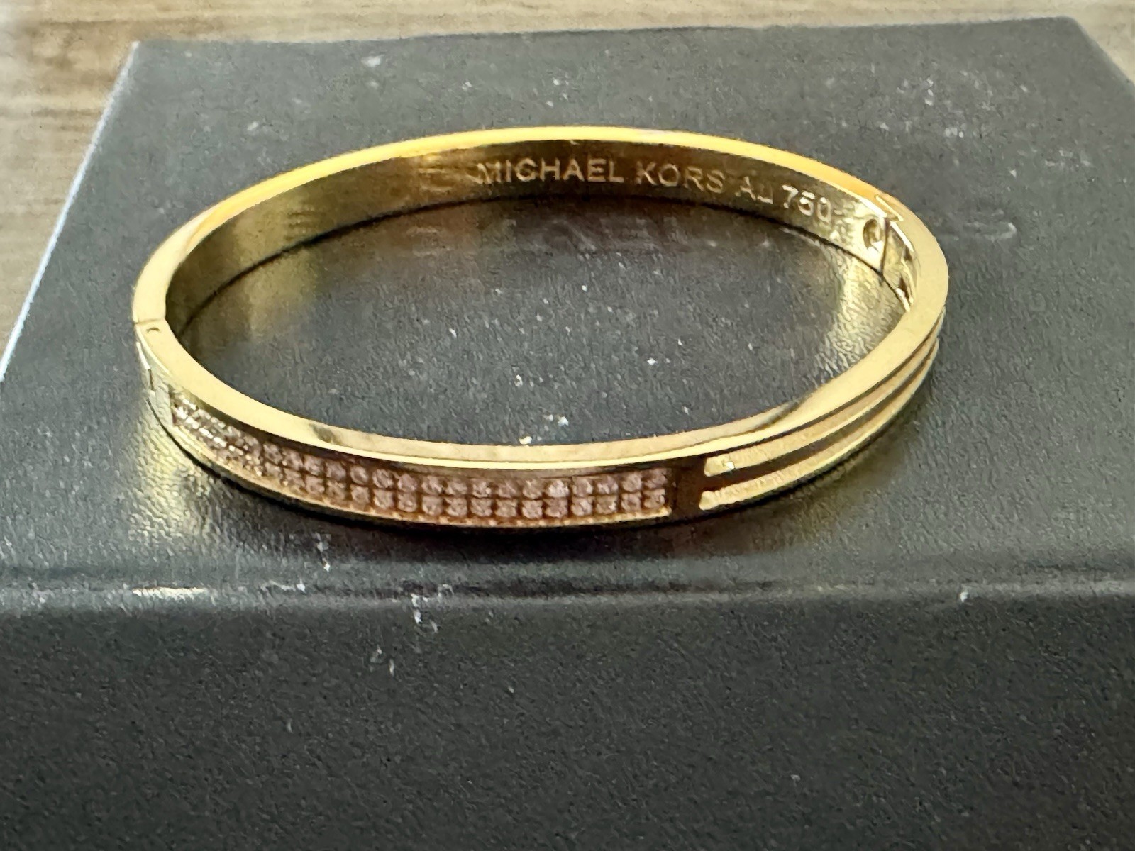 Michael Kors Gold Tone Pavé White Crystal Hinged Bangle Cuff Bracelet AJ750