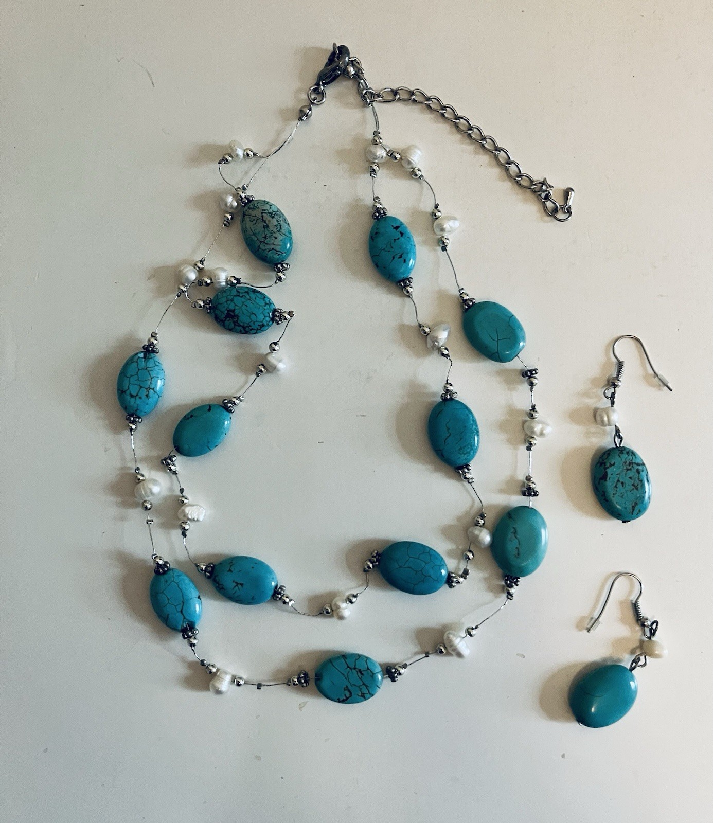 Turquiose Color Faux Pearl and Silver Two Strand Necklace and Earring Set New