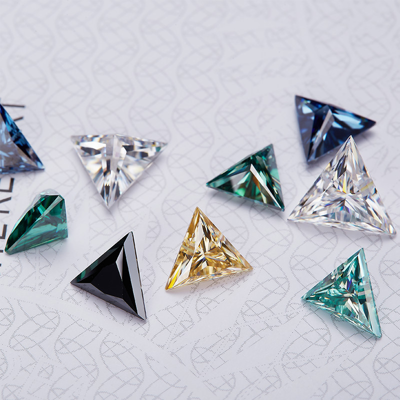 Loose Moissanite Gemstone White D Color Triangle Cut VVS1 With Certificate