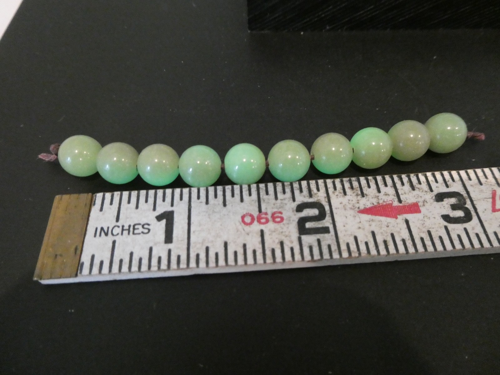 Green Phosphorescent Glow in The Dark Modern Ye Ming Zhu 10 Pieces Of 8mm Beads
