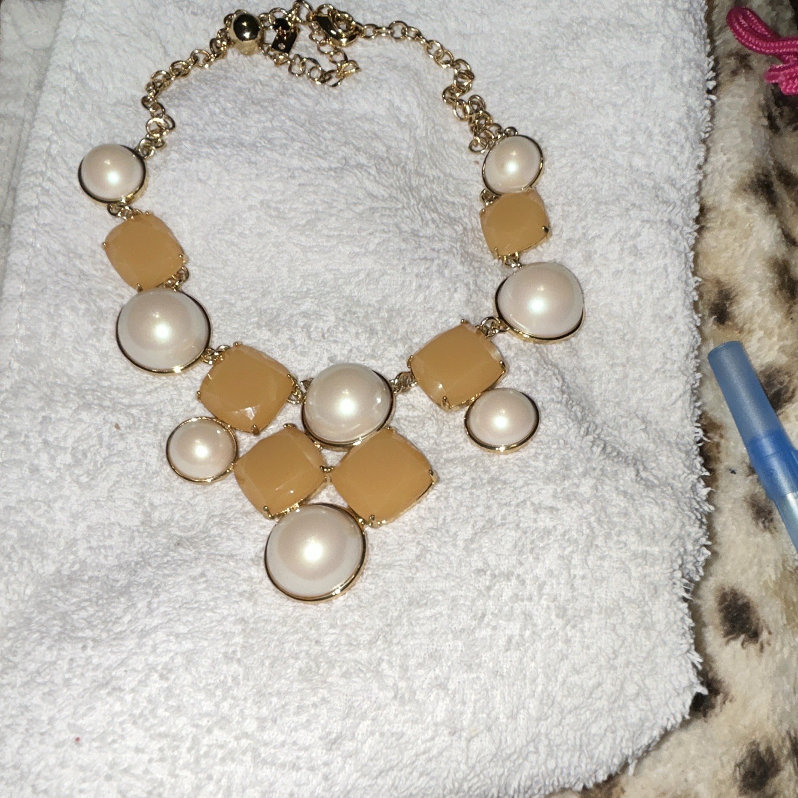 kate spade new york Gold Tone Statement Cable Chain Necklace Faux Pearl Beige