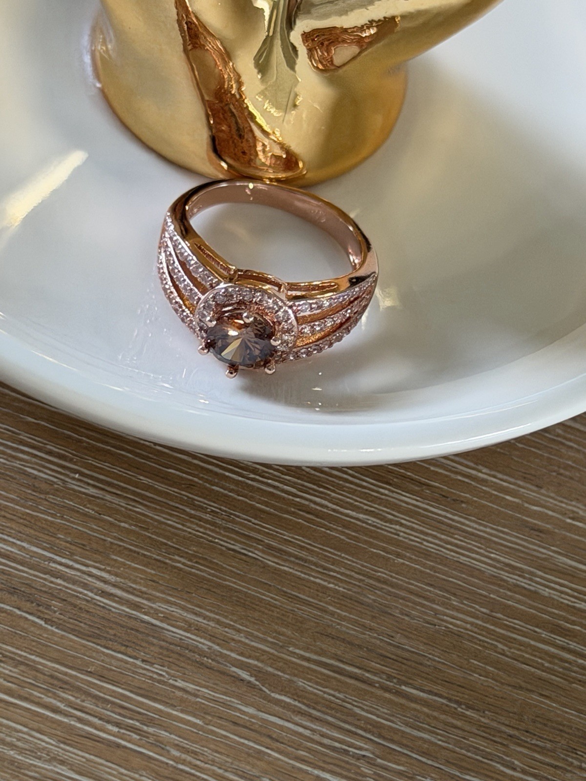 Rose Gold Plated Halo Ring Size 7 Round White CZ Prong Set Split Shank