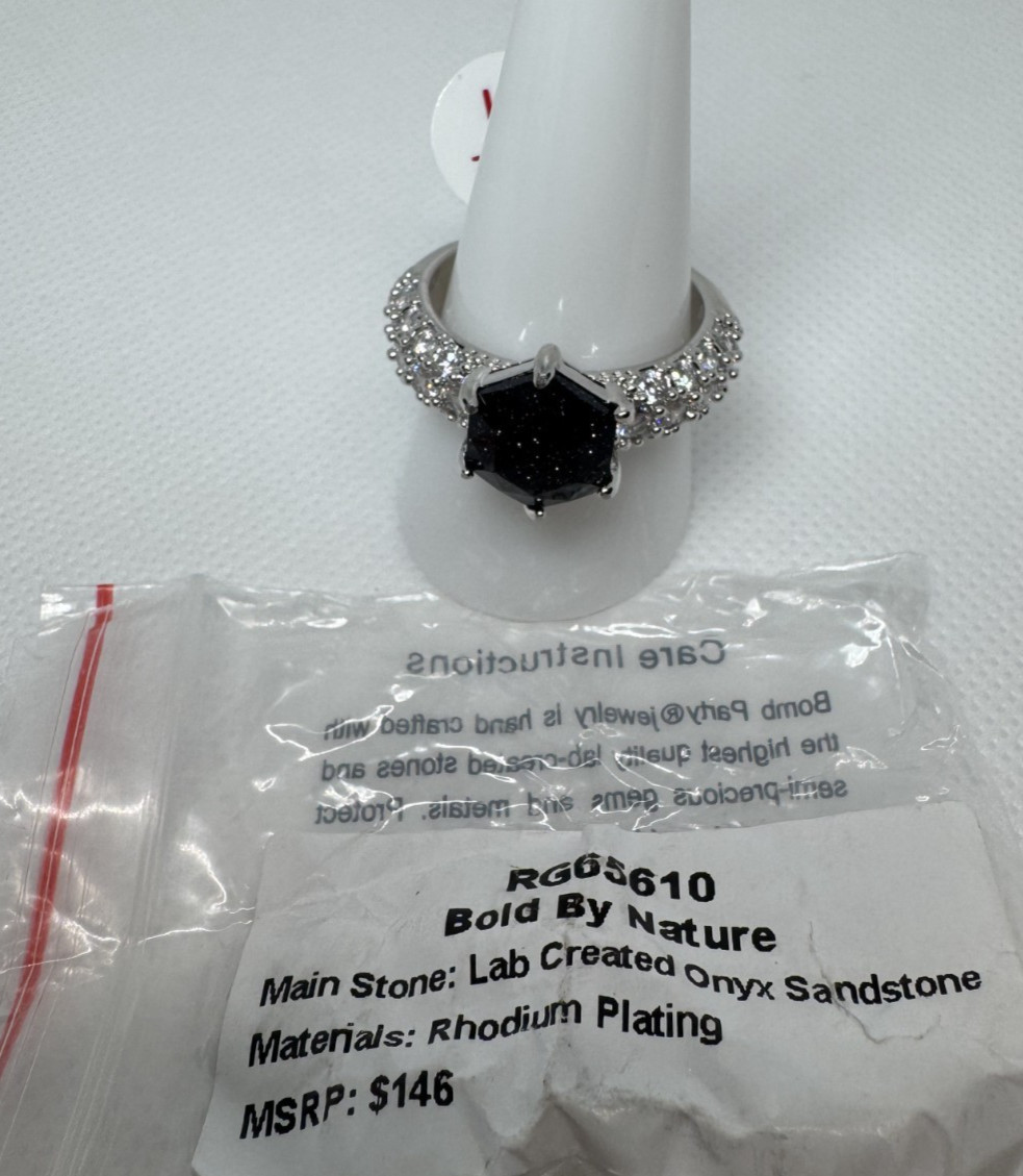 Size 11 Bomb Party Untamed Ring – RG65610 Bold By Nature – Sandstone on Rhodium